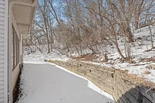 8136 Dakota Ln, Chanhassen, MN 55317 - Photo 25