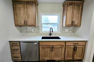 406 8th Ave SW, Pipestone, MN 56164 - Photo 9