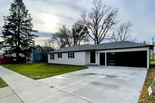 406 8th Ave SW, Pipestone, MN 56164 - Photo 59