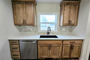 406 8th Ave SW, Pipestone, MN 56164 - Photo 9