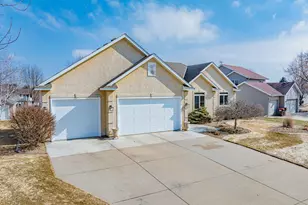 1874 Tierney Dr, Hastings, MN 55033 - Photo 3