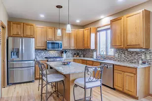 1874 Tierney Dr, Hastings, MN 55033 - Photo 17