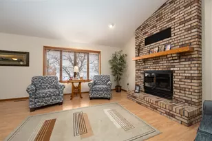 220 W Lower Pine Lake Ct, Star Prairie, WI 54026 - Photo 5