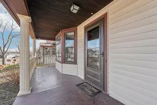 1036 Magnolia Ave E, Saint Paul, MN 55106 - Photo 3