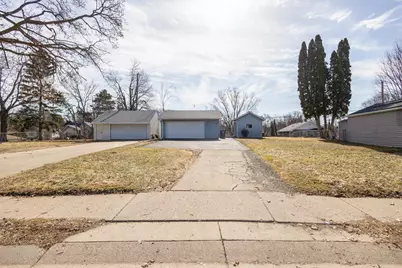 2047 Nokomis Avenue, Saint Paul, MN 55119 - Photo 19