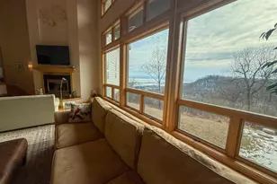 46180 Oak Hill Dr, La Crescent, MN 55947 - Photo 9