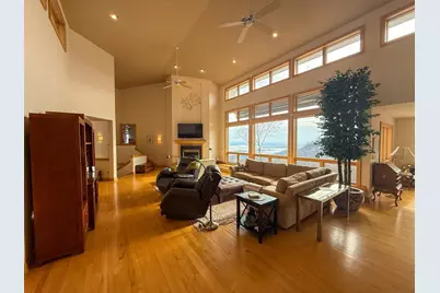 46180 Oak Hill Drive, La Crescent, MN 55947 - Photo 5