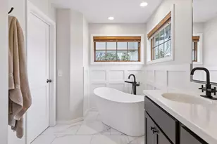 9773 Wedgewood Cir, Woodbury, MN 55125 - Photo 31