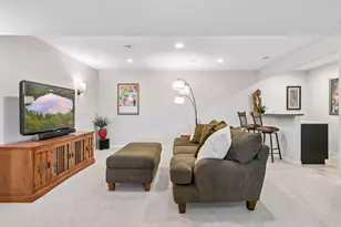 9773 Wedgewood Cir, Woodbury, MN 55125 - Photo 37