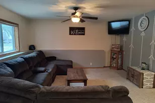 407 Suncrest Dr, Avon, MN 56310 - Photo 15