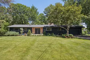 443 Salem Pl, Mahtomedi, MN 55115 - Photo 41