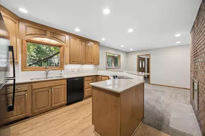 443 Salem Place, Mahtomedi, MN 55115 - Photo 7
