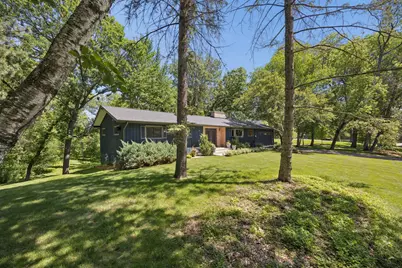 443 Salem Place, Mahtomedi, MN 55115 - Photo 1