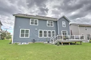 1466 Clover Preserve Ln, Chaska, MN 55318 - Photo 23