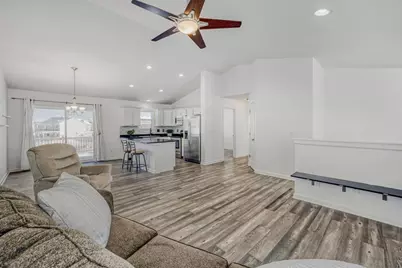 850 Lakewood Trail, Norwood Young America, MN 55397 - Photo 9