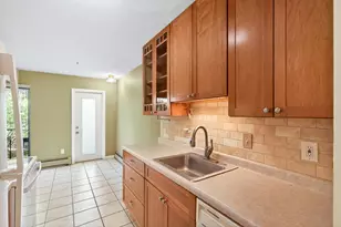 4624 Cedar Lk Rd S, Saint Louis Park, MN 55416 - Photo 7
