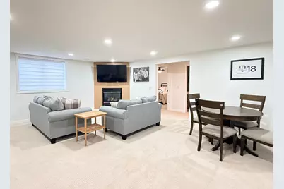 707 43rd Avenue S, Moorhead, MN 56560 - Photo 7