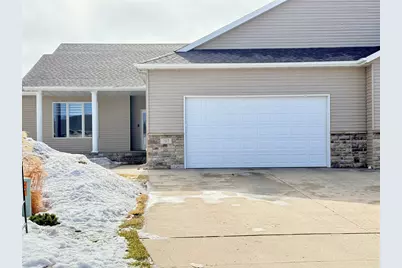 707 43rd Avenue S, Moorhead, MN 56560 - Photo 1