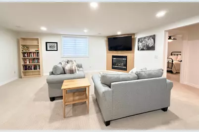 707 43rd Avenue S, Moorhead, MN 56560 - Photo 37