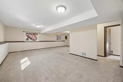 9720 Pleasant Avenue S, Bloomington, MN 55420 - Photo 13