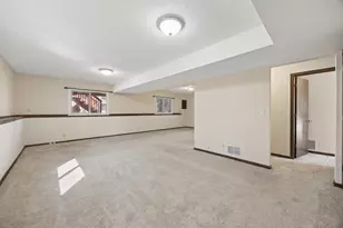 9720 Pleasant Ave S, Bloomington, MN 55420 - Photo 13