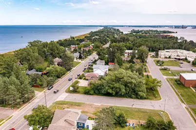 1439 Minnesota Avenue, Duluth, MN 55802 - Photo 5