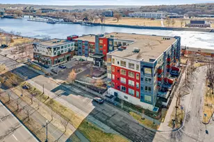 240 Spring St, Saint Paul, MN 55102 - Photo 33