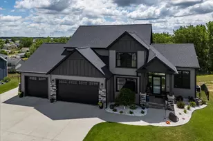 6364 Sunset Hill Pl NW, Rochester, MN 55901 - Photo 3
