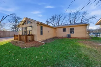 3100 Noble Avenue N, Golden Valley, MN 55422 - Photo 17