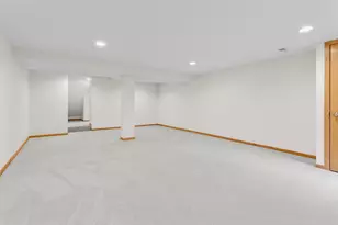 3100 Noble Ave N, Golden Valley, MN 55422 - Photo 5