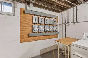 194 Lexington Pkwy N, Saint Paul, MN 55104 - Photo 19