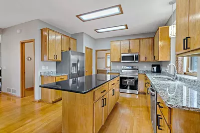 17126 Jonathan Court, Lakeville, MN 55044 - Photo 15