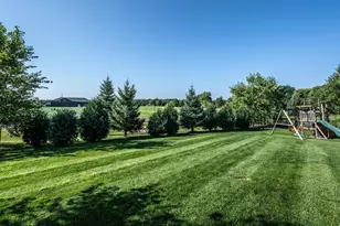 13542 Kentucky Ave, Savage, MN 55378 - Photo 33