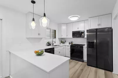 2732 Shenandoah Lane N, Plymouth, MN 55447 - Photo 5