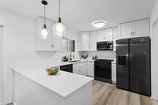 2732 Shenandoah Ln N, Plymouth, MN 55447 - Photo 5