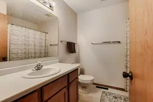 3716 Gershwin Ln N, Oakdale, MN 55128 - Photo 19