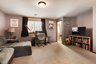 3716 Gershwin Ln N, Oakdale, MN 55128 - Photo 7