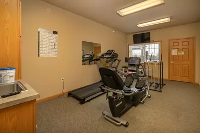 2301 10th Street NW #112, Austin, MN 55912 - Photo 9