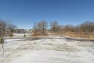 6406 Timber Arch Dr, Chaska, MN 55318 - Photo 37