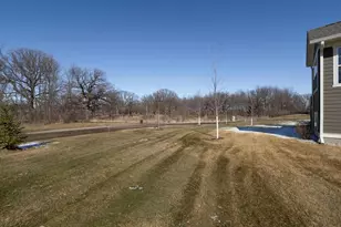 6406 Timber Arch Dr, Chaska, MN 55318 - Photo 41