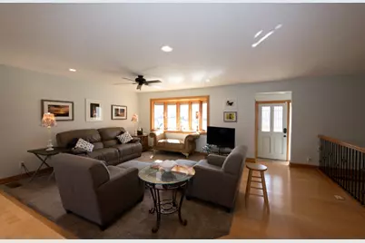 1969 Shakopee Avenue E, Shakopee, MN 55379 - Photo 3