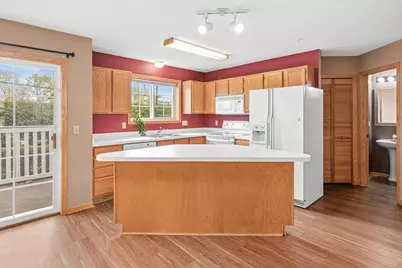 630 Knights Bridge Road, New Brighton, MN 55112 - Photo 11