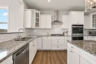 4459 Benjamin Ct, Woodbury, MN 55129 - Photo 13