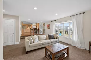 392 Pendryn Hill Curve, Woodbury, MN 55125 - Photo 19