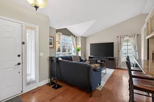 392 Pendryn Hill Curve, Woodbury, MN 55125 - Photo 7