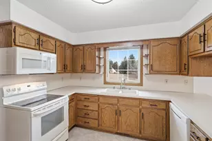 17901 Uplander St NW, Andover, MN 55304 - Photo 5