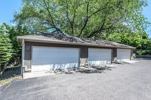 244 Marshall Ave, Saint Paul, MN 55102 - Photo 25