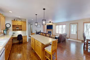 64562 270th St, Alden, MN 56009 - Photo 15