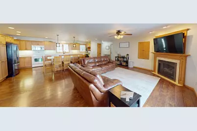 64562 270th Street, Alden, MN 56009 - Photo 3