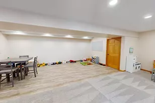 64562 270th St, Alden, MN 56009 - Photo 31